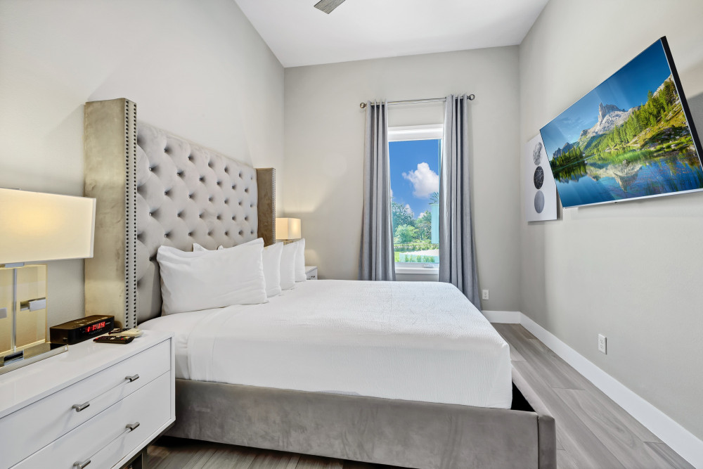 Spectrum Resort 82