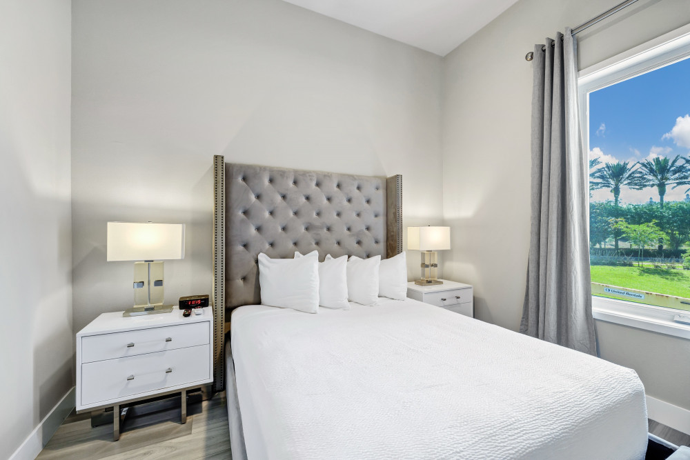 Spectrum Resort 82