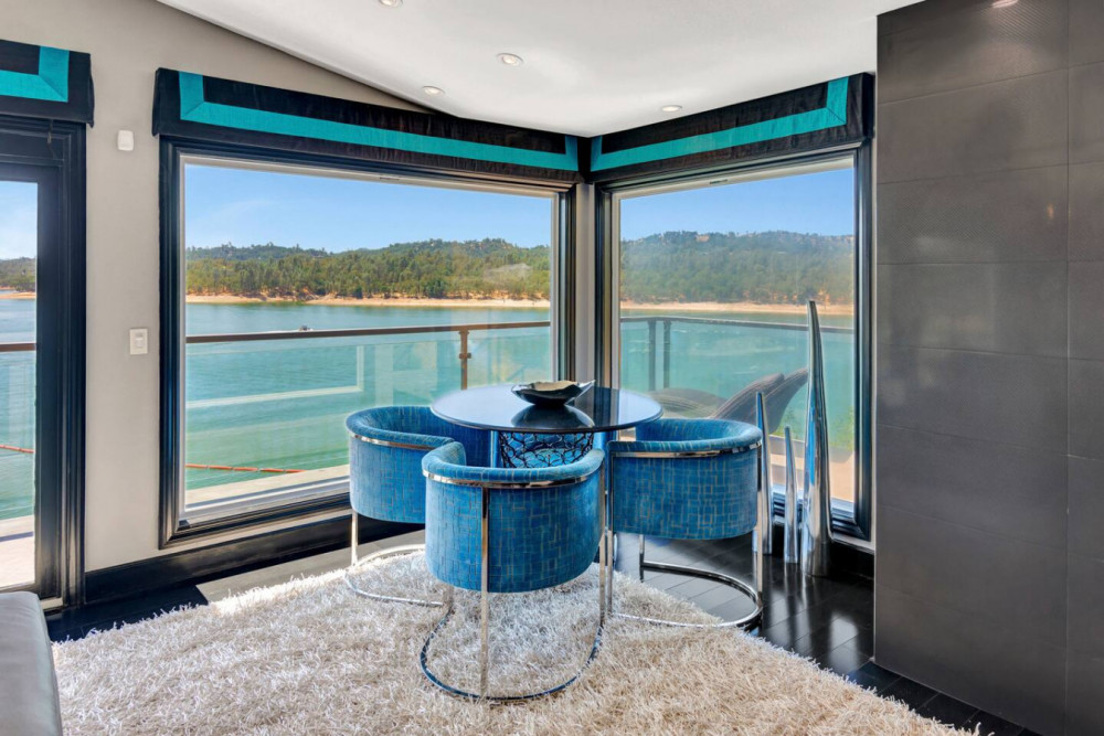 Lake Nacimiento 1