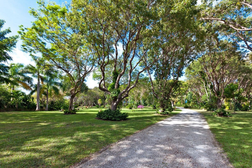Fustic House - 5 bed