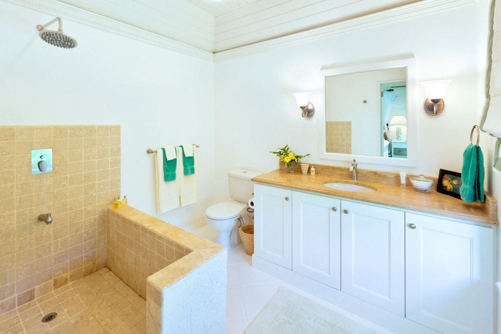 Fustic House - 5 bed
