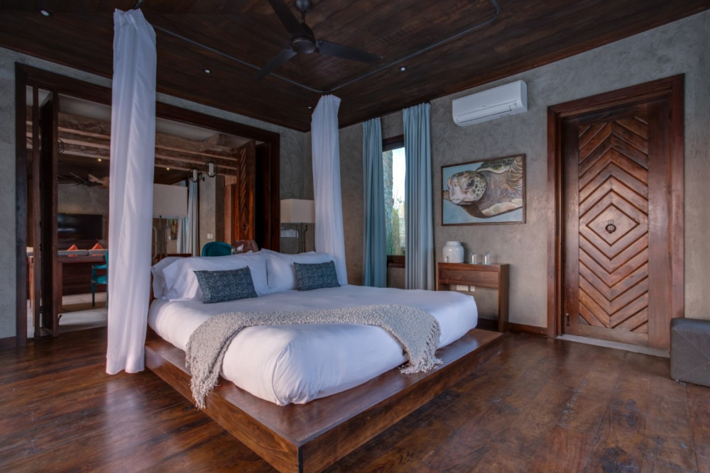 Gladden Private Island