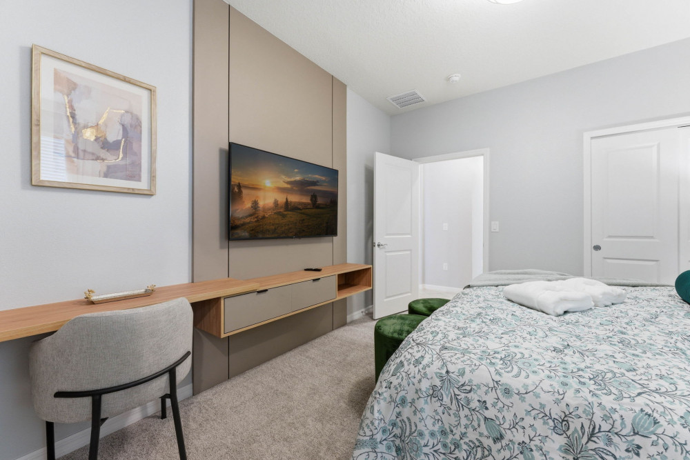 Windsor Cay 306