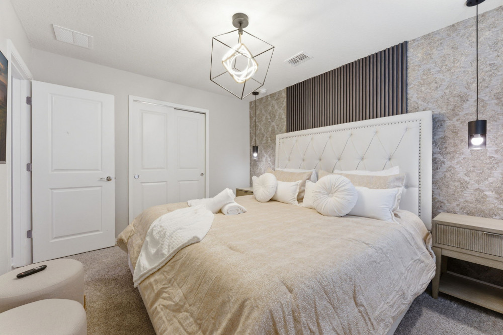 Windsor Cay 306