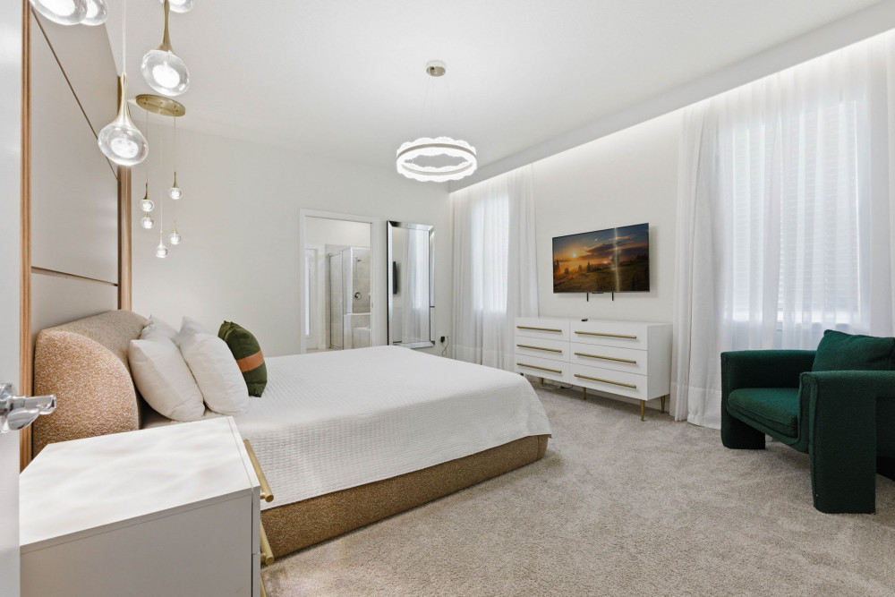 Windsor Cay 305