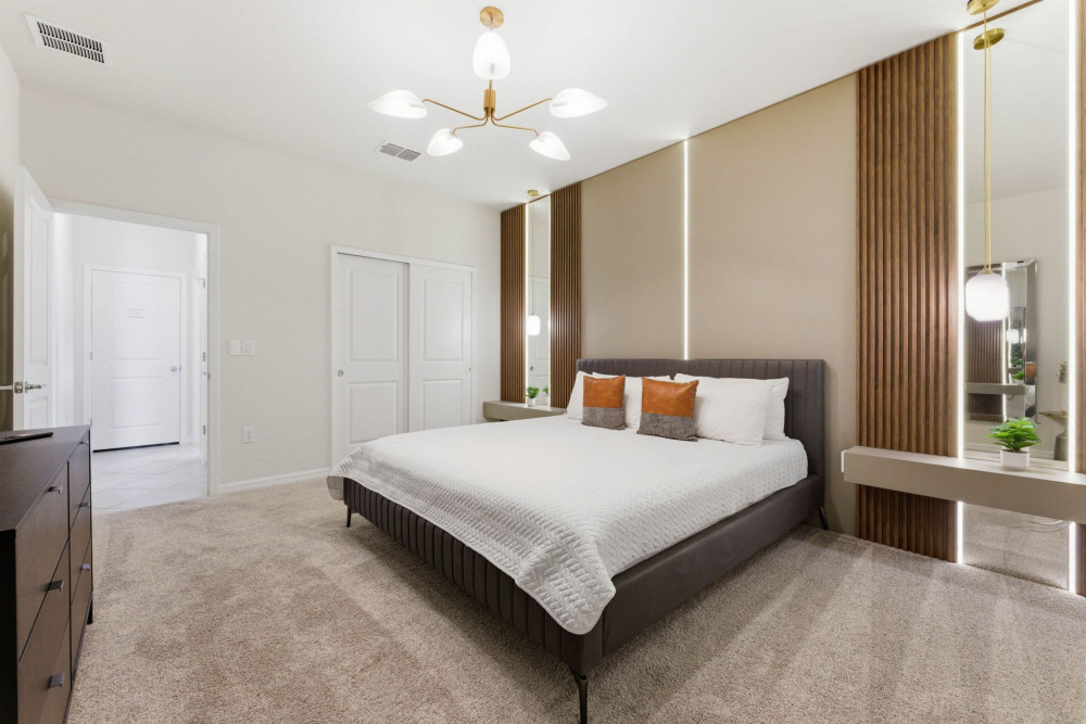 Windsor Cay 305