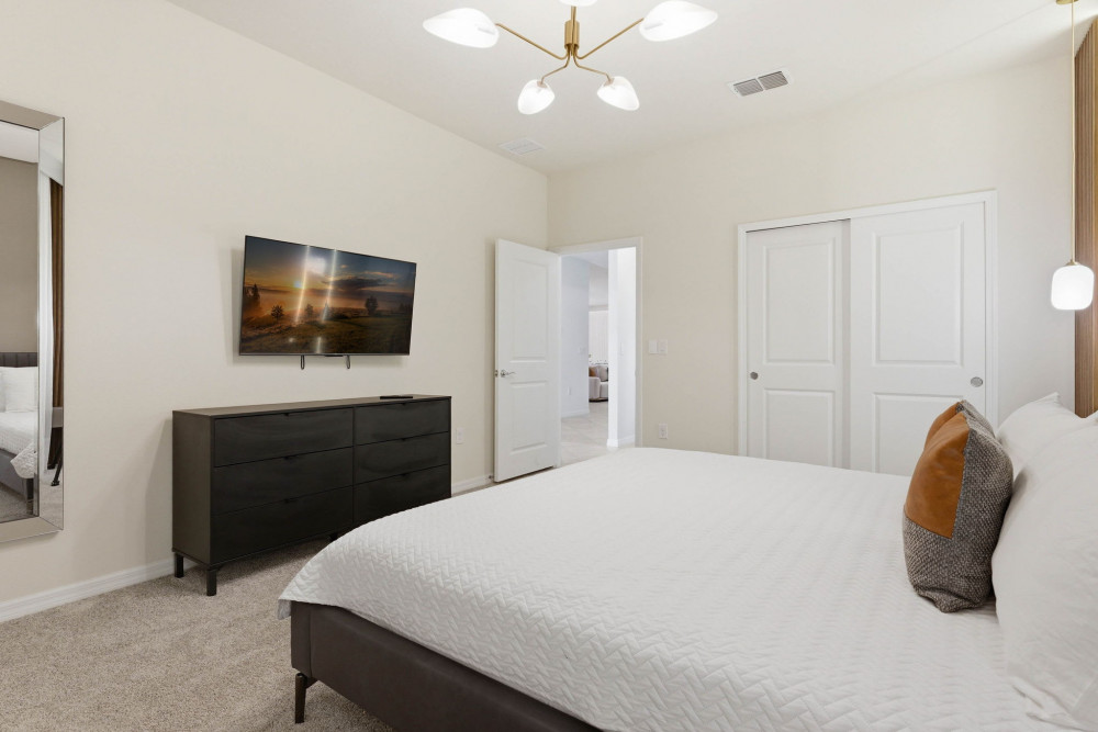 Windsor Cay 305