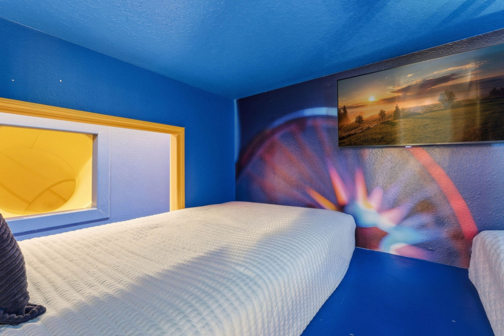 Windsor Cay 305