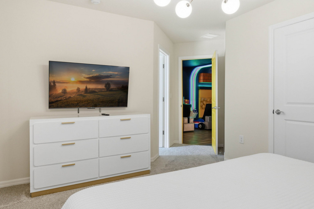 Windsor Cay 305