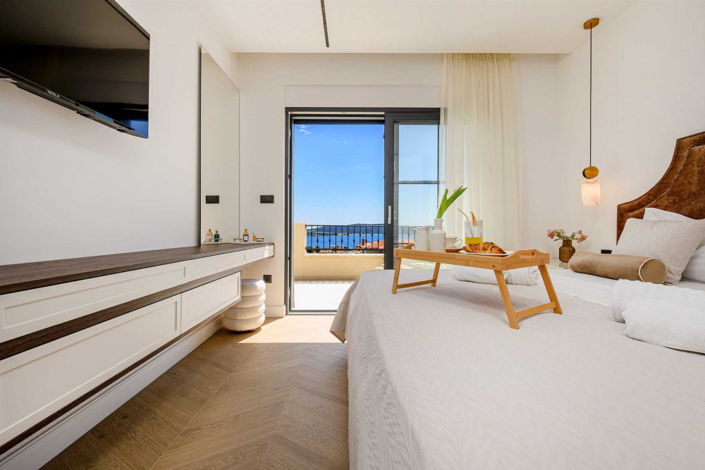 Kastel Sucurac 10