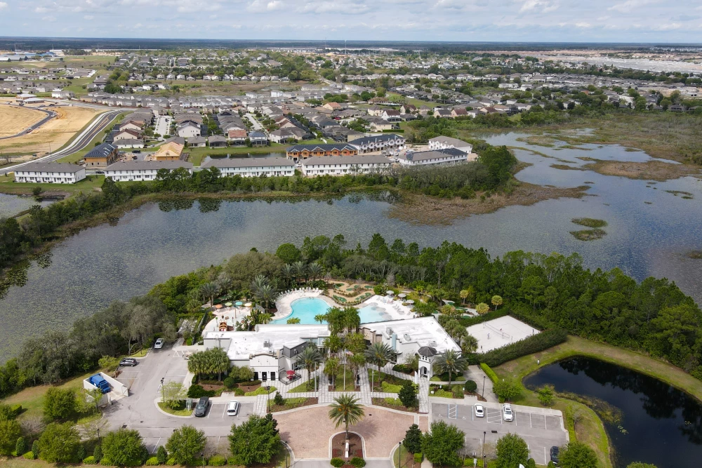 Festival Resort 116