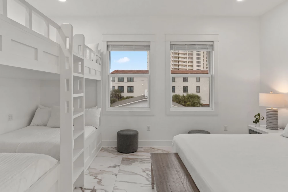 Miramar Beach 333