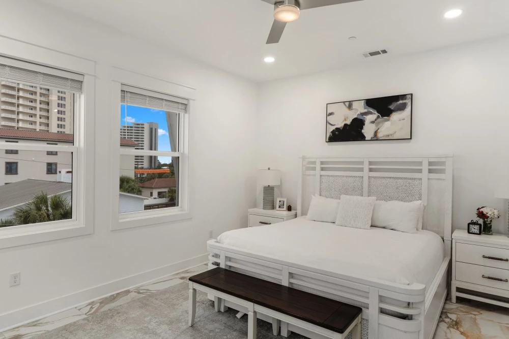 Miramar Beach 333