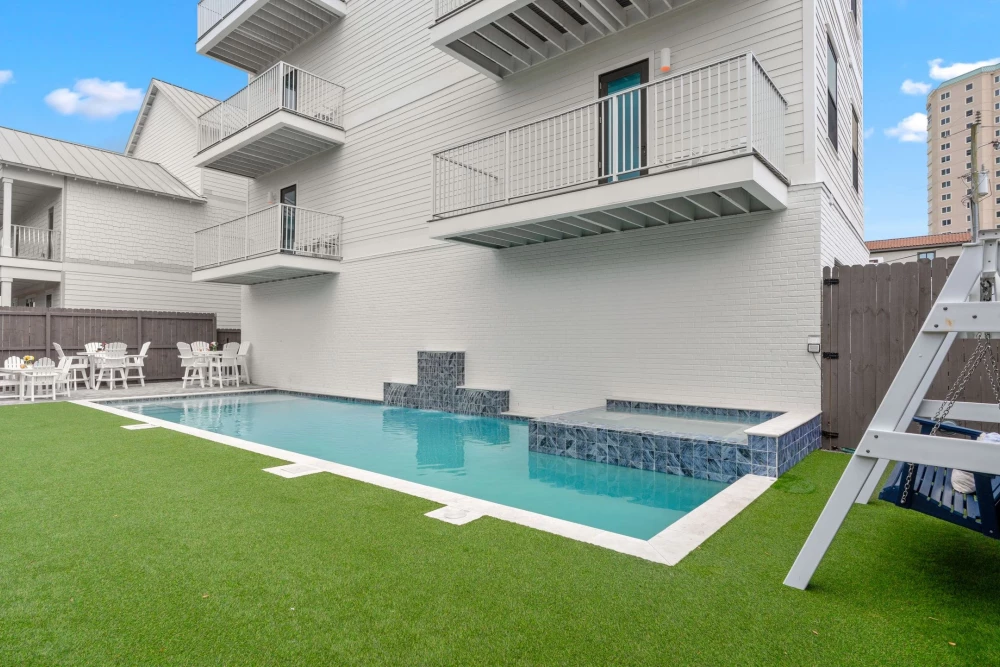 Miramar Beach 333