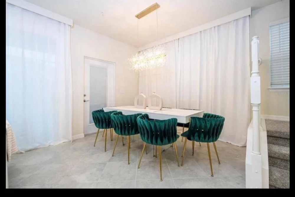 Windsor Cay 316