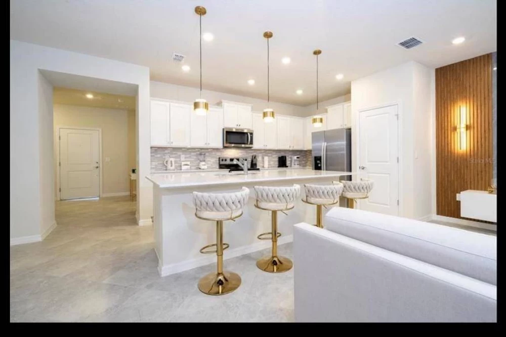 Windsor Cay 316