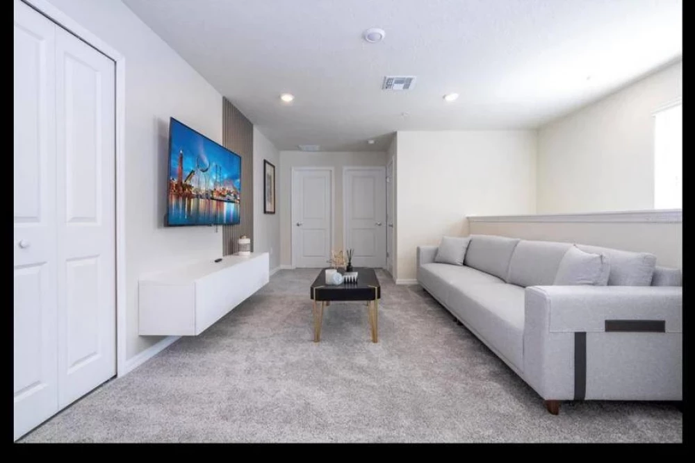 Windsor Cay 316