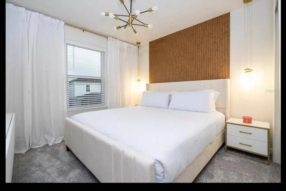 Windsor Cay 316