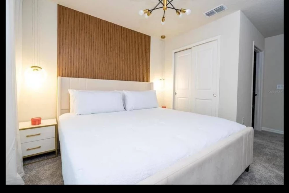 Windsor Cay 316