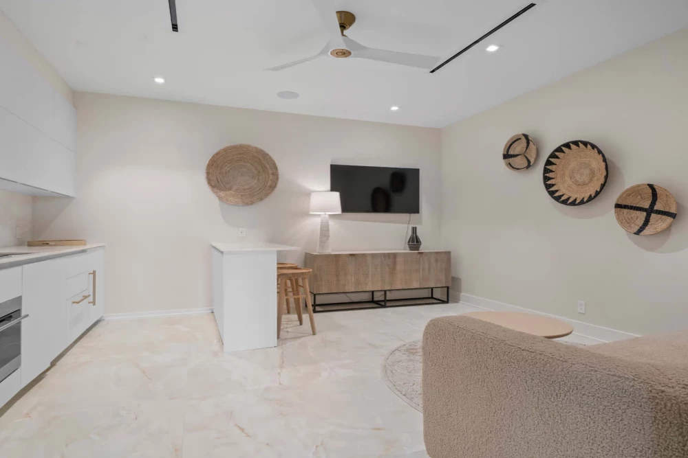Aqualina 4-bed Penthouse 3