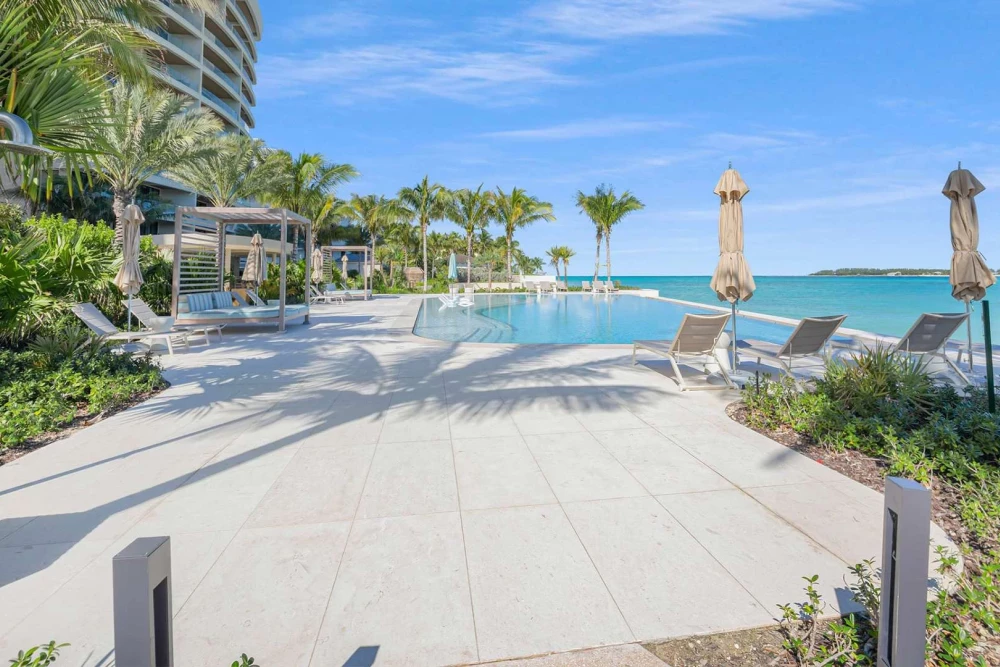 Aqualina 4-bed Penthouse 3
