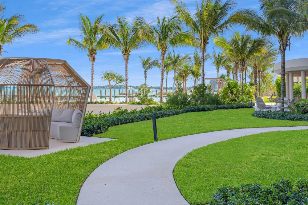 Aqualina 4-bed Penthouse 3