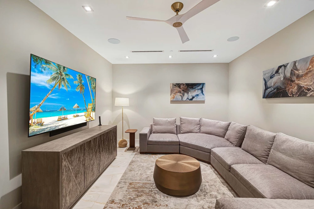 Aqualina 4-bed Penthouse 2