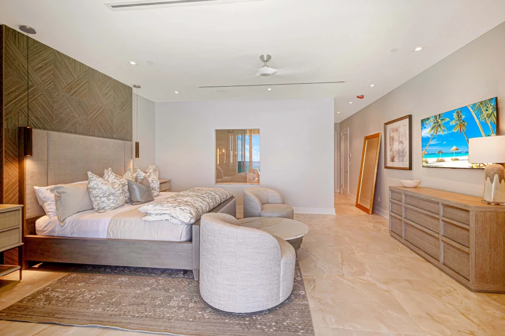 Aqualina 4-bed Penthouse 2