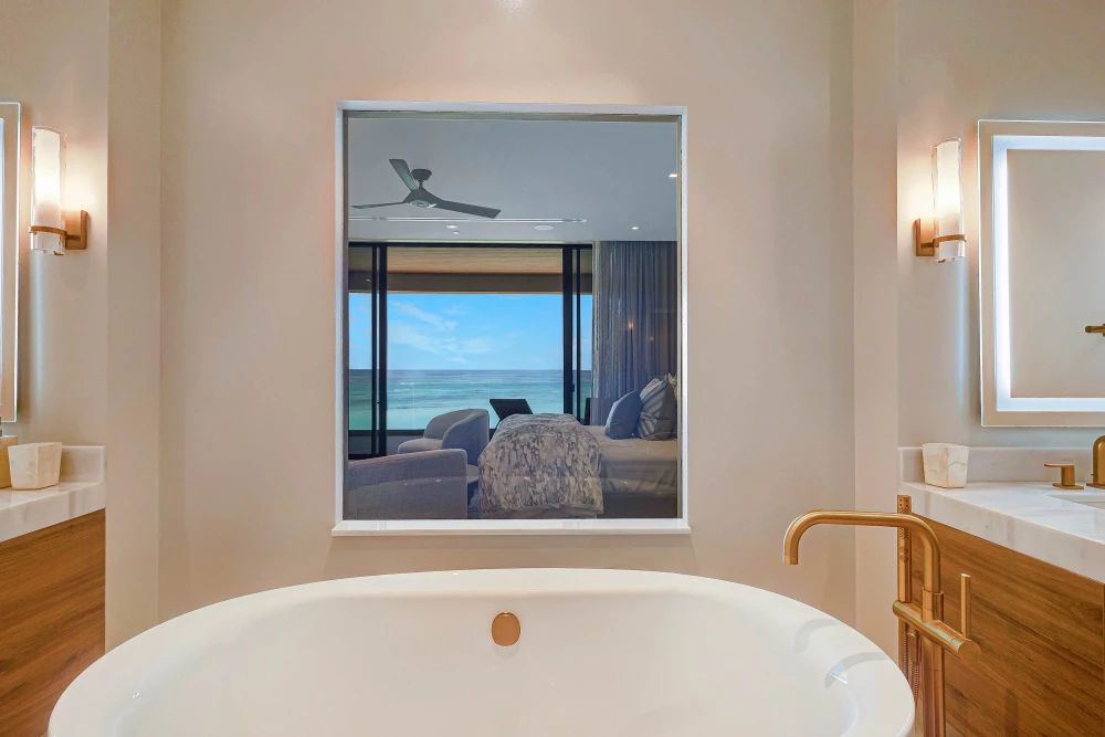 Aqualina 4-bed Penthouse 2