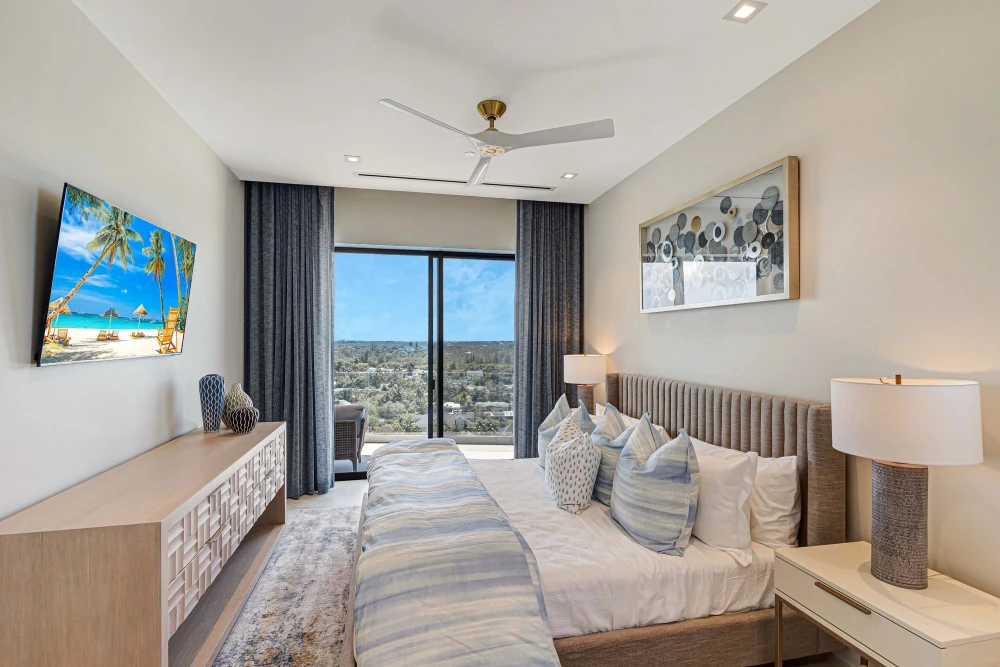Aqualina 4-bed Penthouse 2