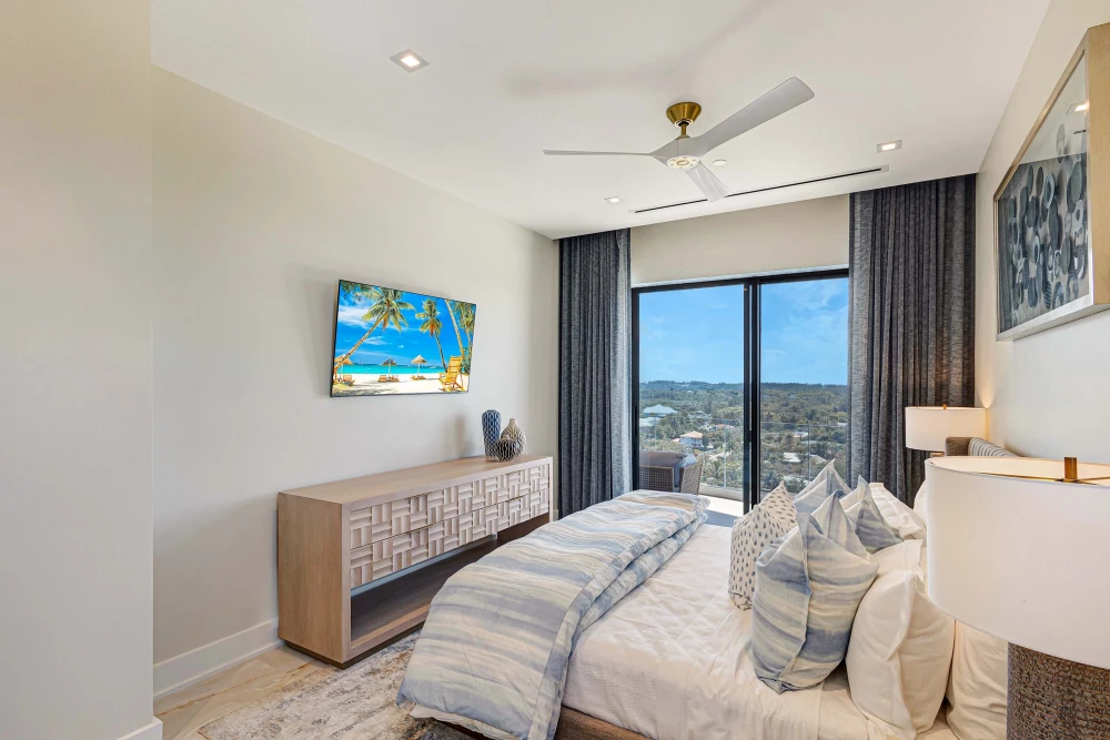 Aqualina 4-bed Penthouse 2
