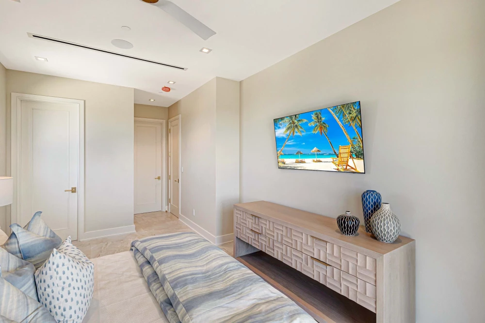Aqualina 4-bed Penthouse 2
