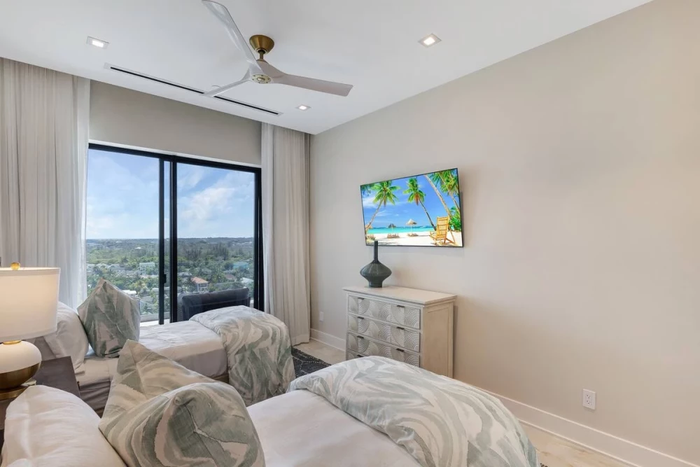 Aqualina 4-bed Penthouse 1
