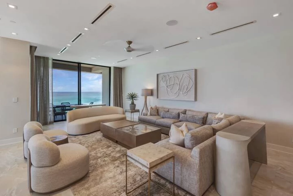 Aqualina 4-bed Penthouse 1