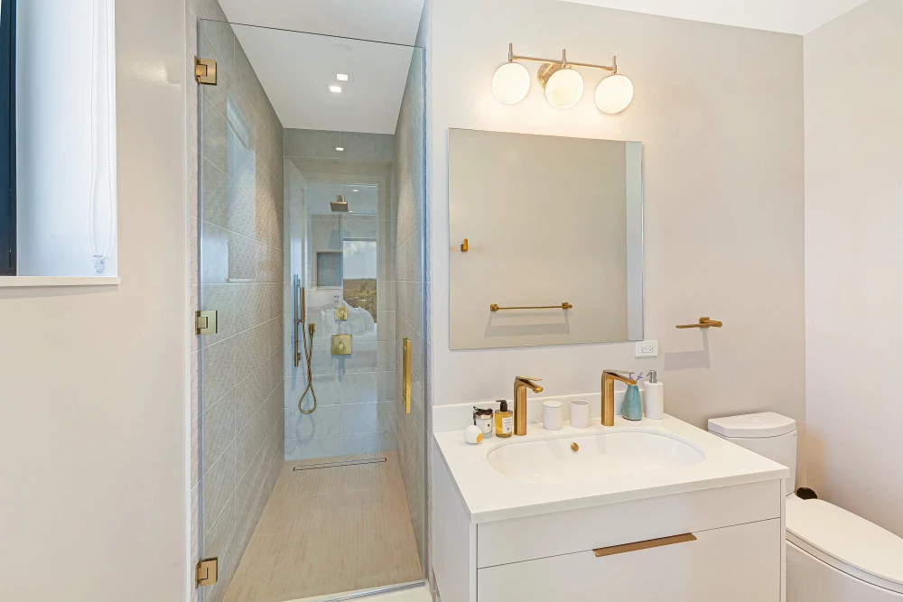 Aqualina 3-Bed 9