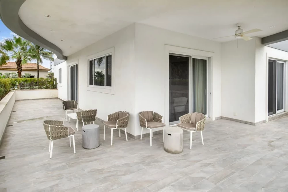 One Cable Beach - 2 Bed 3