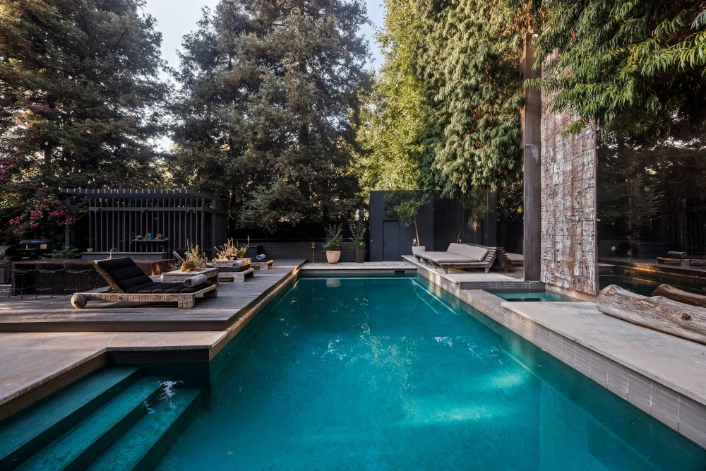 Hollywood Hills 9