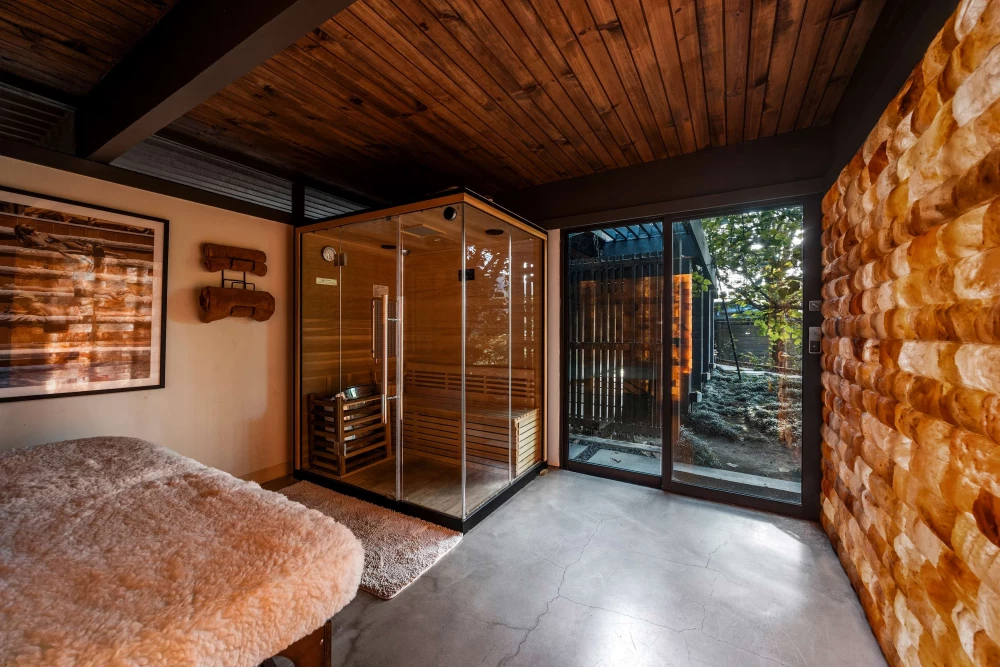 Hollywood Hills 9