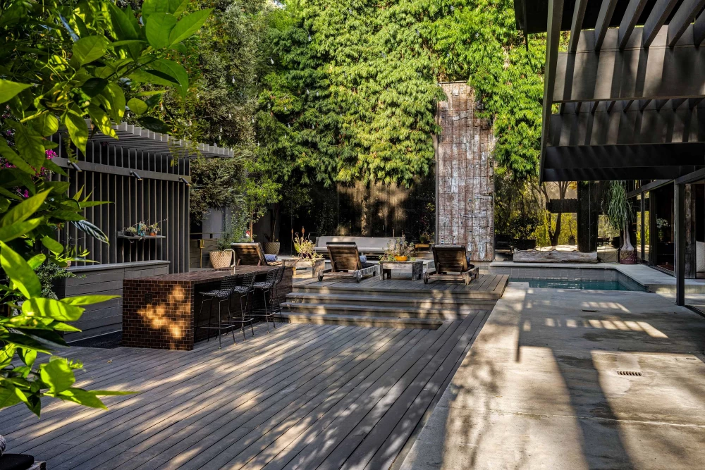 Hollywood Hills 9