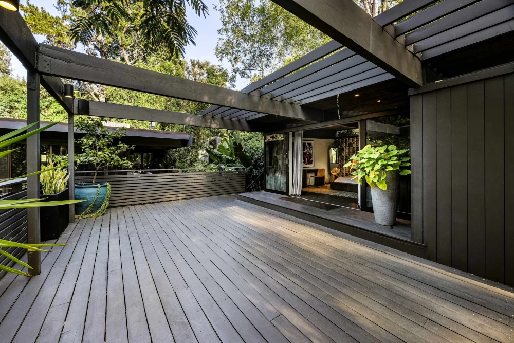 Hollywood Hills 9