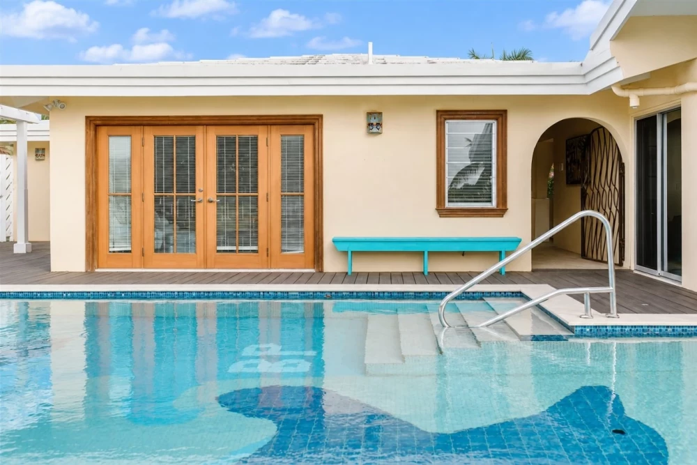 Shoy's Beach House
