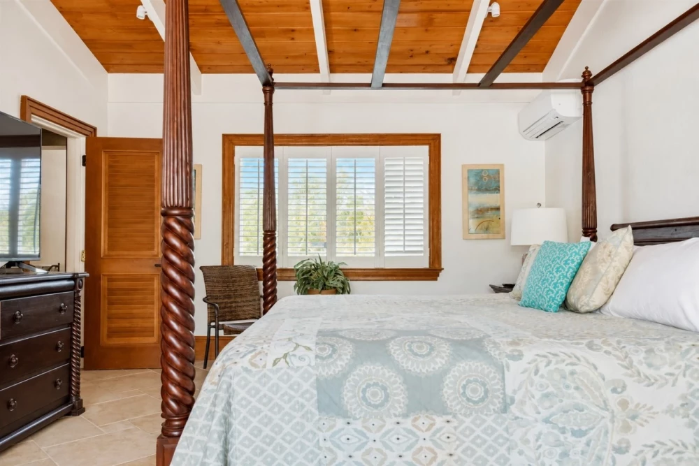 Shoy's Beach House