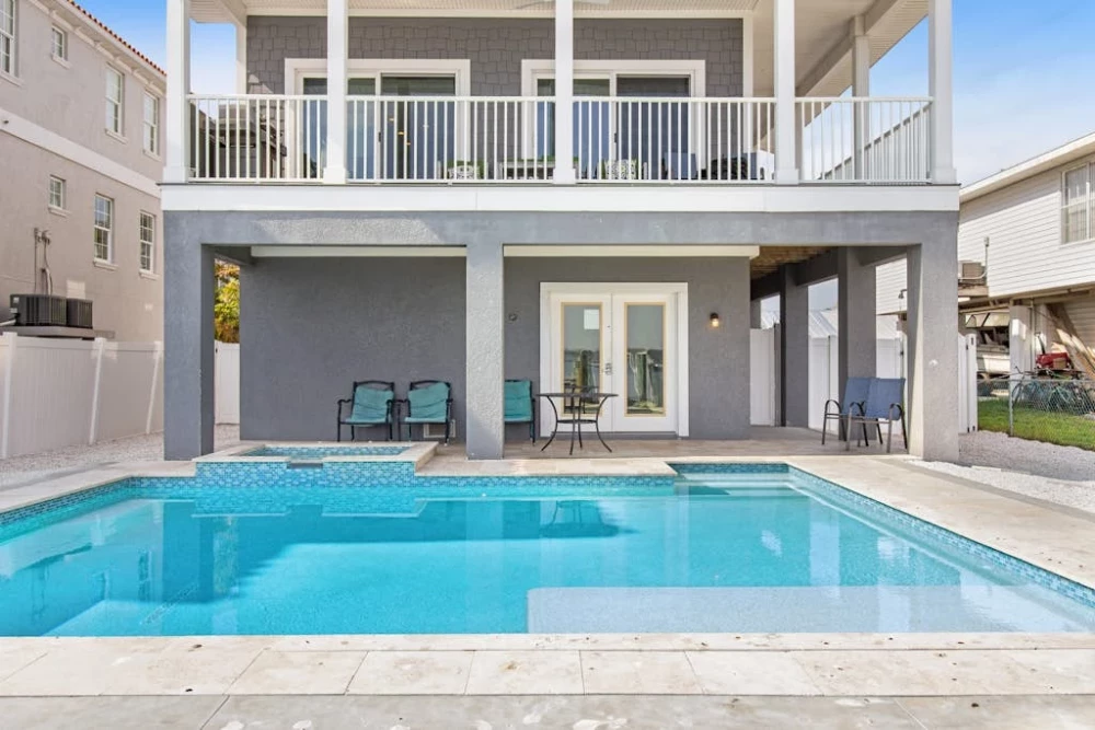 Bradenton Beach 231