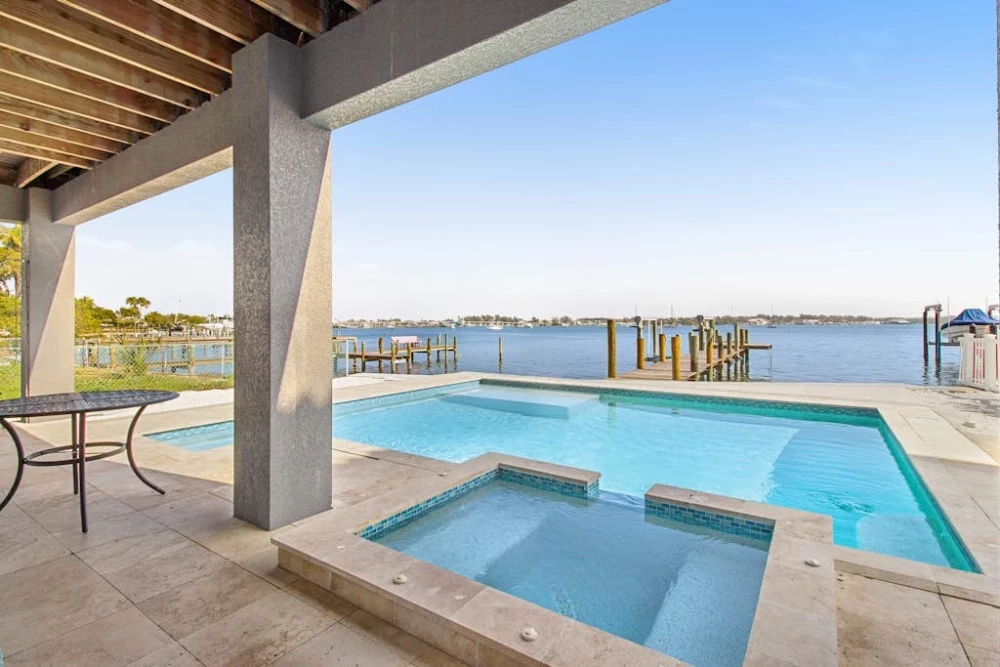 Bradenton Beach 231