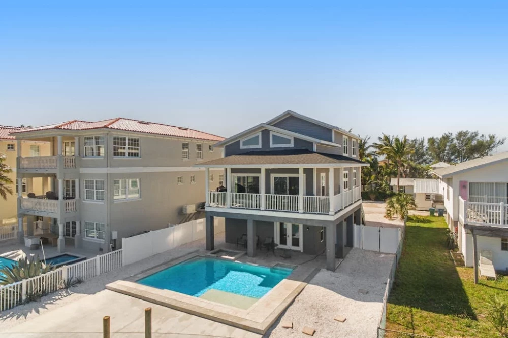 Bradenton Beach 231