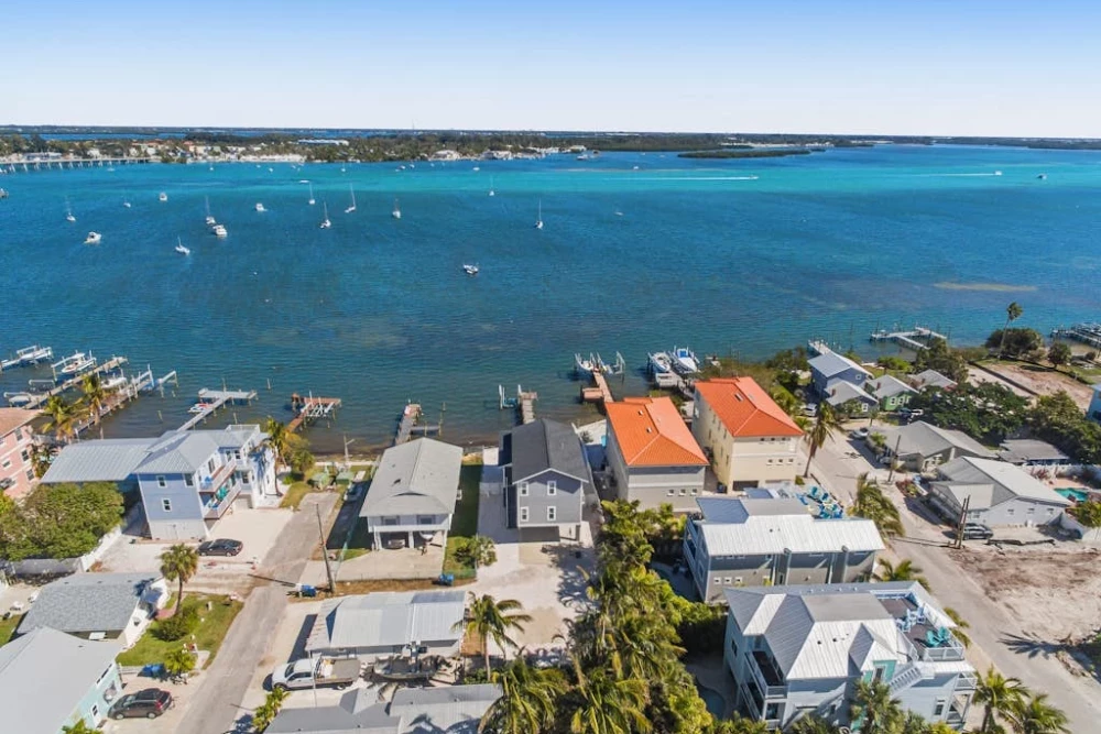 Bradenton Beach 231