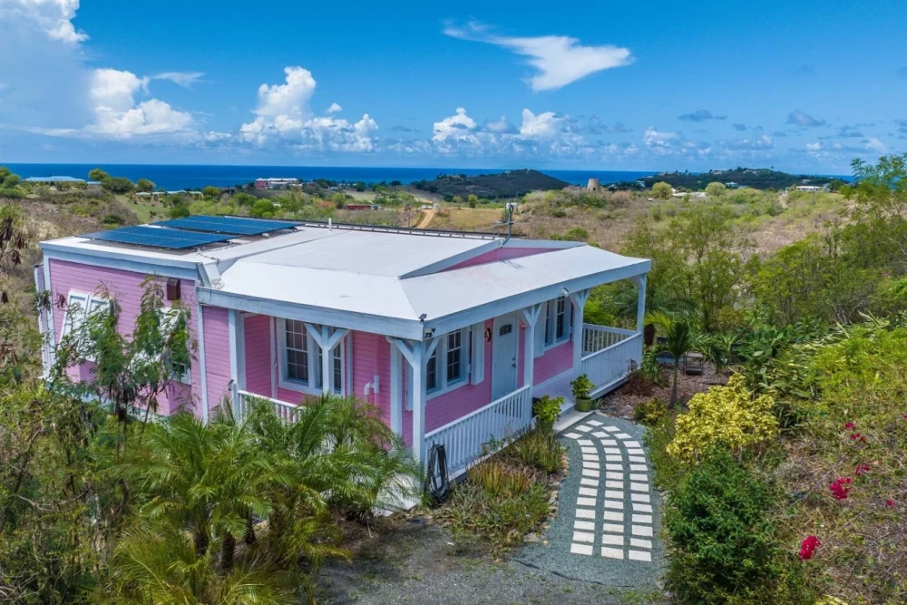 Bananaquit Bungalow