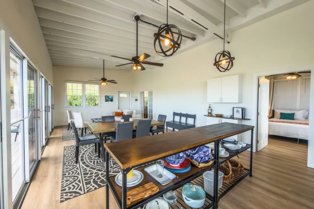 Bananaquit Bungalow