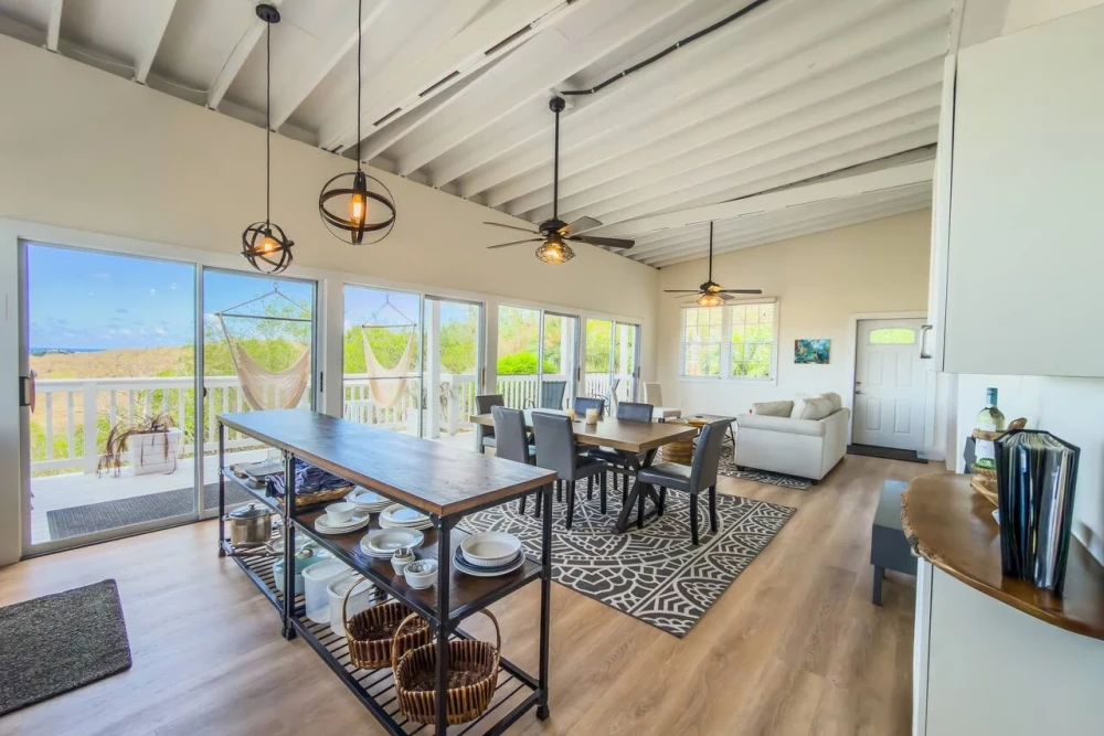 Bananaquit Bungalow