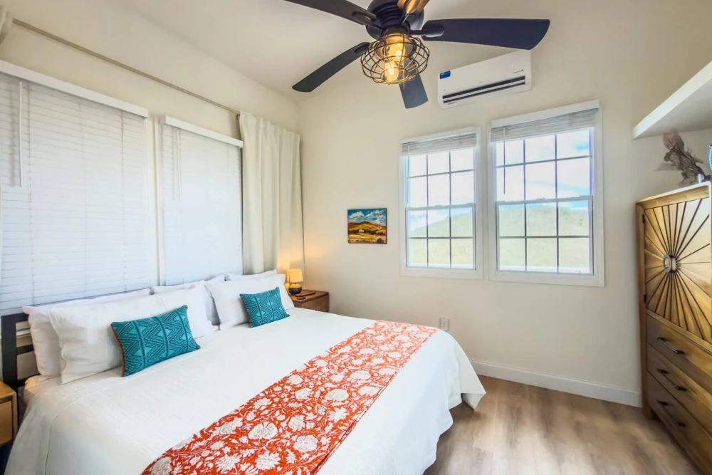 Bananaquit Bungalow